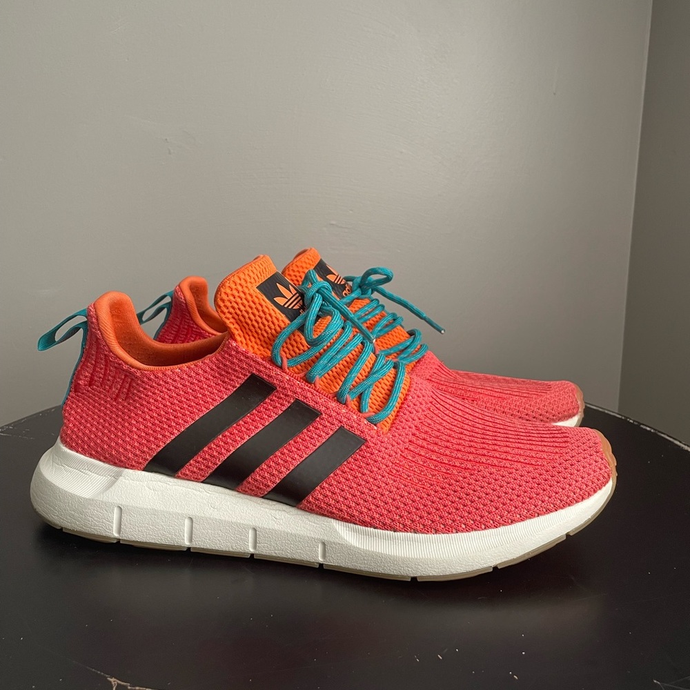 Adidas Swift Run 'Summer Spice' Men’s Sneakers Athletic Shoes Size 10.5